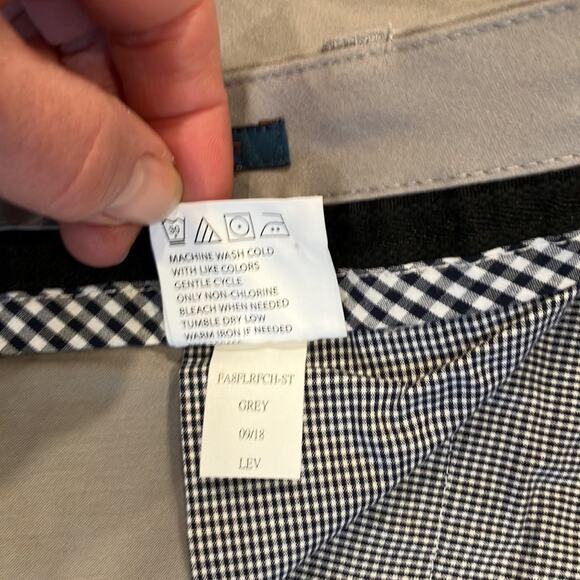 FAIRLANE Grey Straight Leg Flat Front Chino's Size 40 X 32 - Picture 6 of 10